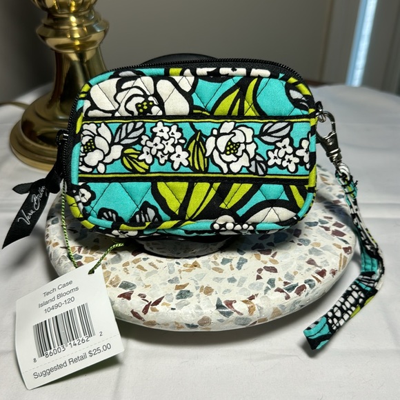 Vera Bradley tech case, wristlet. Island Bloom retired pattern. NWT. - Picture 3 of 4